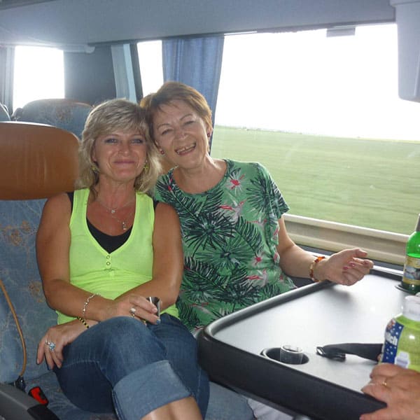 Автобусный тур зрелых женщин по нудистским пляжам Хорватии 31 фото