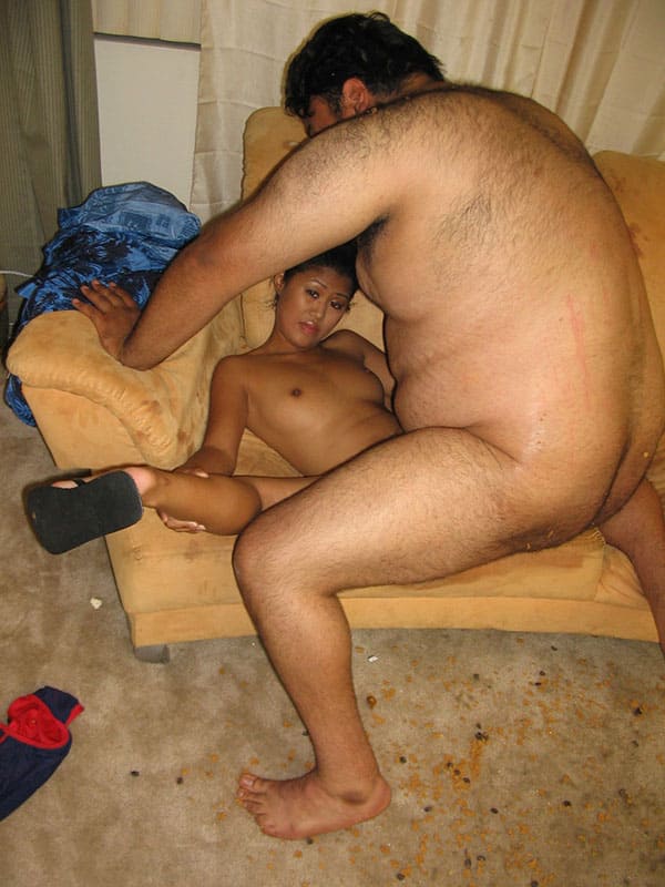 Секс худой азиатки с огромным толстяком 22 фото