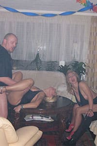 Пьяные Русские Девушки Фото С Телефона Голые