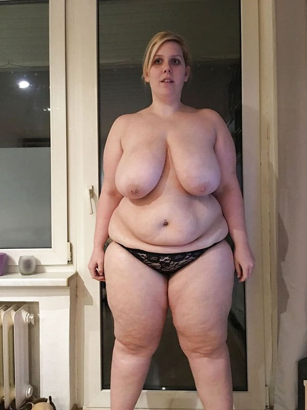 Молодые толстые девушки голые 87 фото