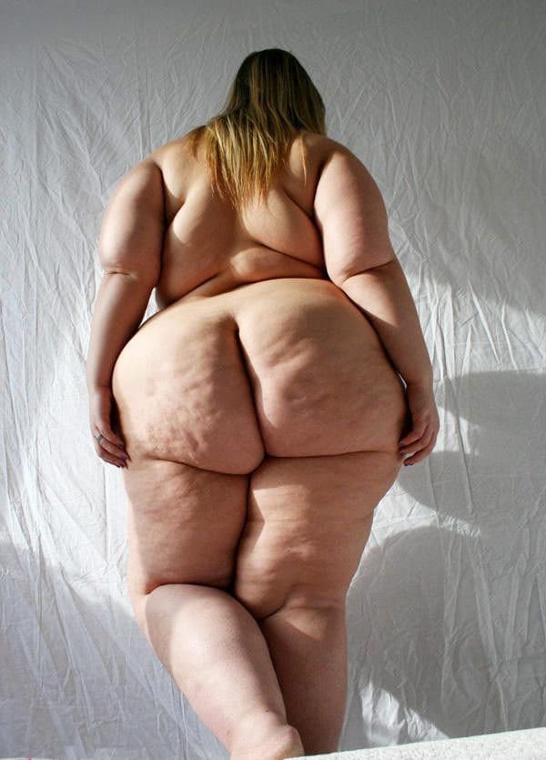 Толстая девушка с большой целлюлитной попой 62 фото